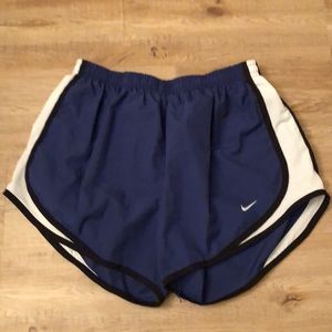 Nike running short